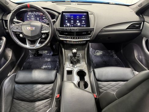 Used 2022 Cadillac CT5 V Blackwing w/ Carbon Fiber Package 2 RWD image 20