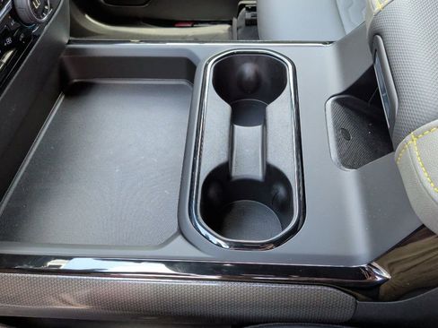 New 2026 Chevrolet Silverado 2500 ZR2 AWD/4WD image 33