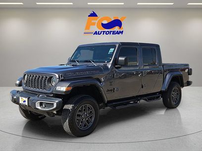 Used 2024 Jeep Gladiator Sport