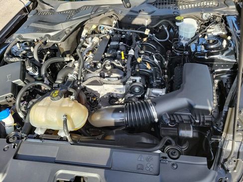 Used 2023 Ford Mustang Coupe image 8