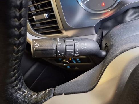 Used 2024 Ford Expedition Max XLT AWD/4WD image 13