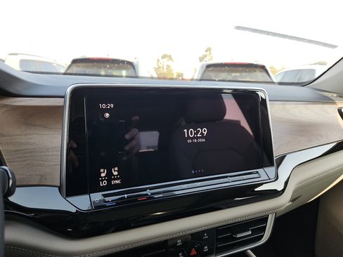 New 2026 Volkswagen Atlas SE FWD image 19