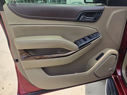 Used 2016 GMC Yukon XL SLT w/ Open Road Package image 19