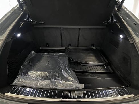 Used 2024 Porsche Cayenne Coupe image 27