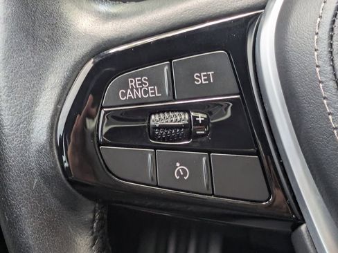 Used 2020 BMW 540i xDrive w/ Premium Package AWD/4WD image 21