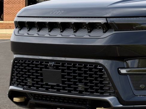 New 2026 Jeep Grand Wagoneer L 4WD image 11