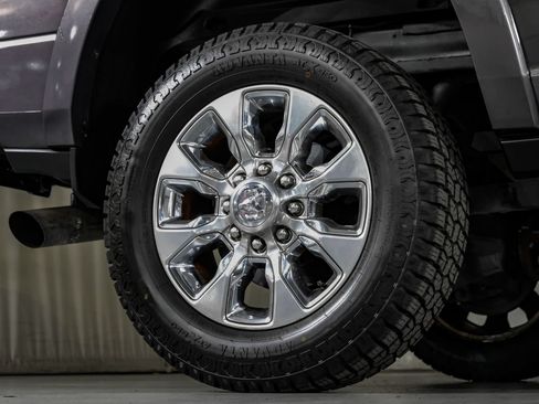 Used 2022 RAM 2500 Limited AWD/4WD image 55