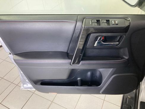 Used 2024 Toyota 4Runner TRD Off-Road AWD/4WD image 14