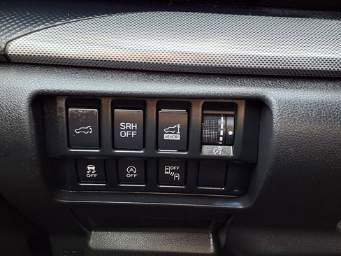 Used 2019 Subaru Forester Limited w/ Popular Package #3 image 10