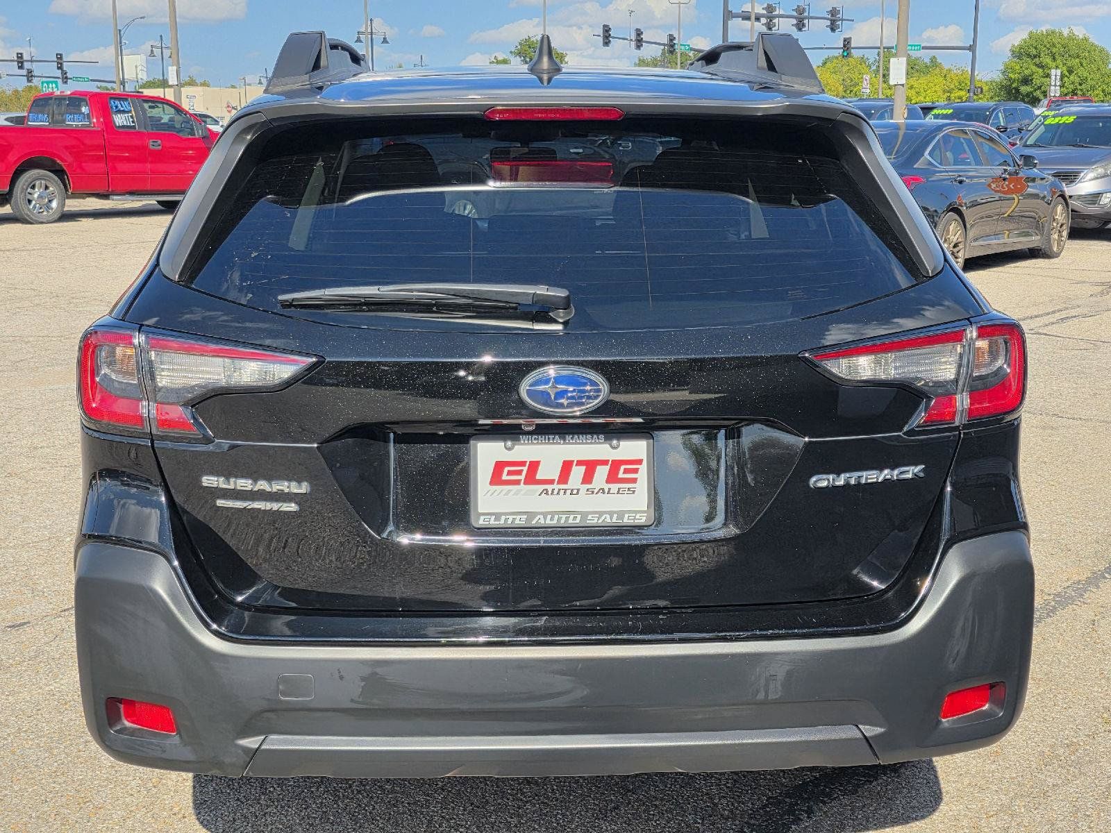 Used 2024 Subaru Outback Premium AWD/4WD image 5