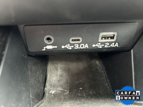 Used 2023 Subaru Outback Premium image 21