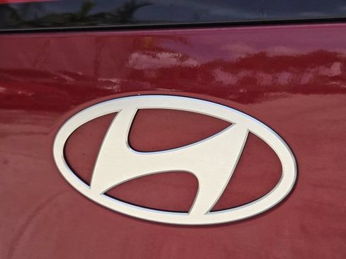 Used 2024 Hyundai Kona SEL w/ Convenience Package FWD image 11