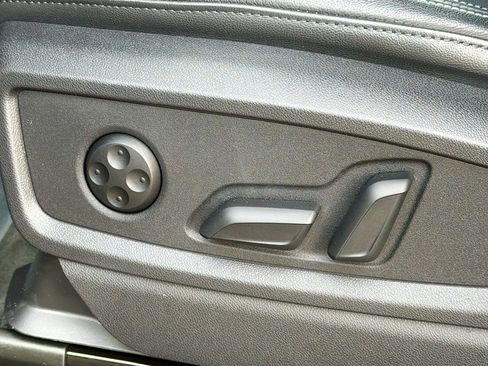 Certified 2023 Audi Q5 2.0T Premium Plus w/ Premium Plus Package image 25