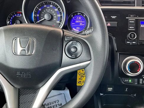 Used 2018 Honda Fit LX image 11
