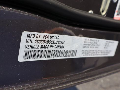 Used 2022 Dodge Charger SXT w/ Blacktop Package RWD image 40