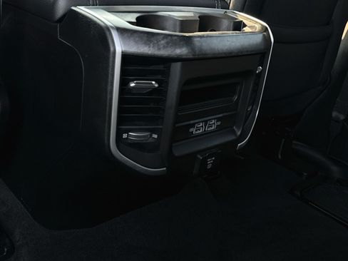 Used 2022 RAM 1500 Big Horn AWD/4WD image 24