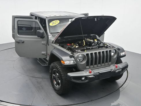 Used 2023 Jeep Gladiator Rubicon w/ Trailer Tow Package AWD/4WD image 40