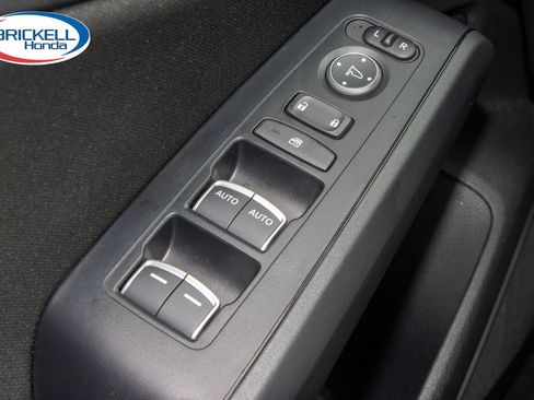 Certified 2025 Honda Civic Sport image 27