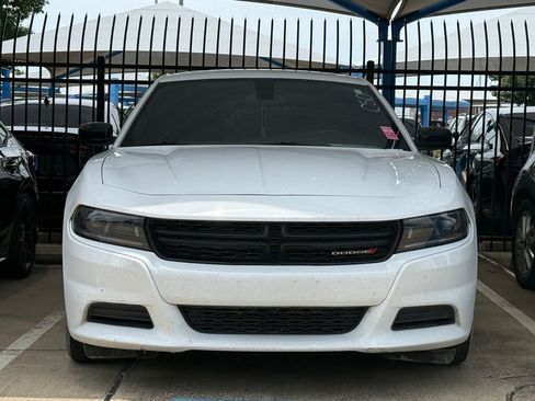 Used 2023 Dodge Charger SXT RWD image 2