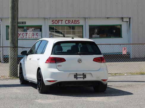 Used 2017 Volkswagen GTI Autobahn FWD image 6