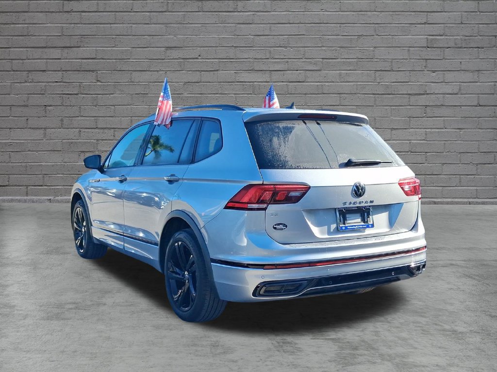Certified 2023 Volkswagen Tiguan SE R-Line FWD image 9