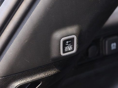 Used 2024 Jeep Grand Cherokee Altitude AWD/4WD image 8