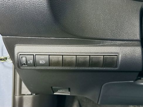 Certified 2025 Toyota Corolla LE image 11