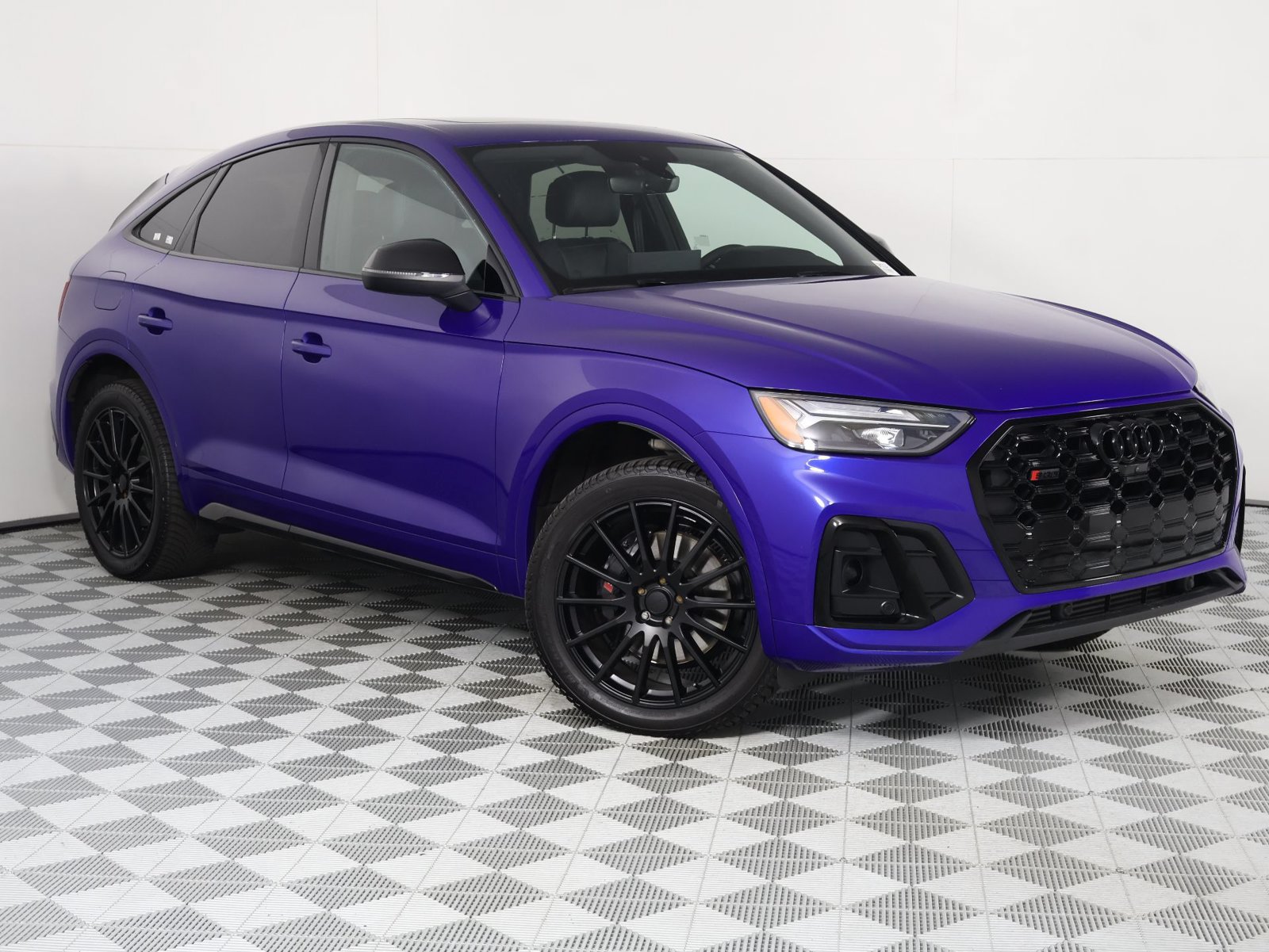 Used 2024 Audi SQ5 Premium Plus w/ Premium Plus Package AWD/4WD image 37