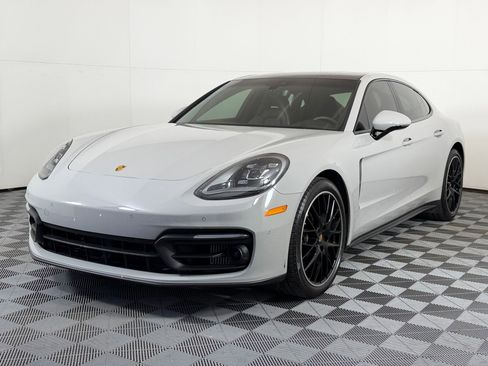 Certified 2023 Porsche Panamera 4 Platinum Edition image 1