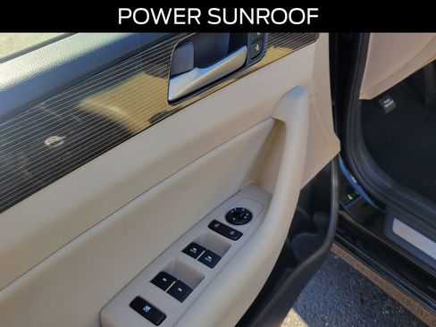 Used 2018 Hyundai Sonata Limited image 17