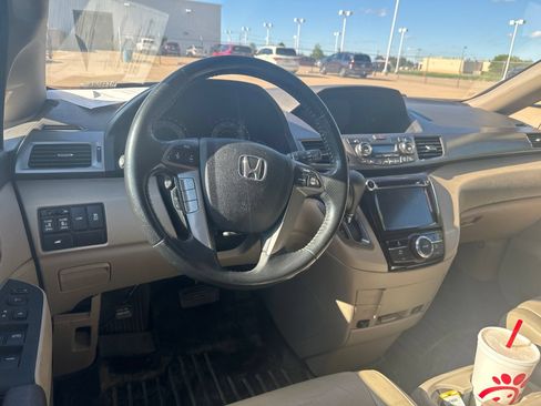 Used 2016 Honda Odyssey EX-L image 10