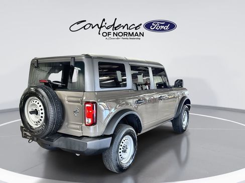 New 2025 Ford Bronco 4-Door image 8
