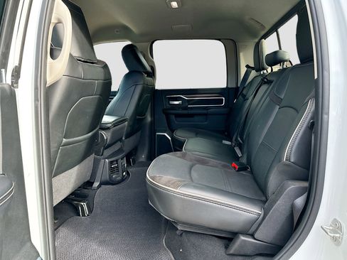 Used 2024 RAM 2500 Laramie image 29