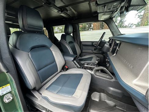 Used 2024 Ford Bronco Outer Banks AWD/4WD image 4