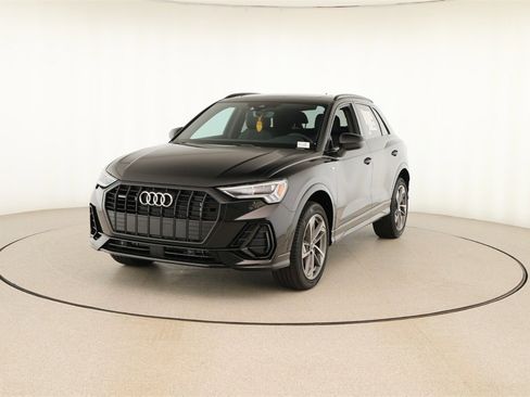 New 2025 Audi Q3 2.0T Premium image 12