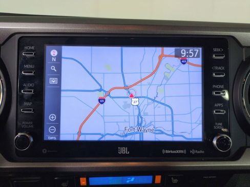 Used 2023 Toyota Tacoma Limited image 19