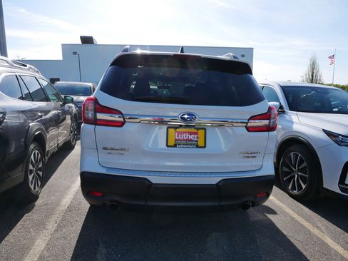 Used 2021 Subaru Ascent Limited w/ Technology Package AWD/4WD image 4