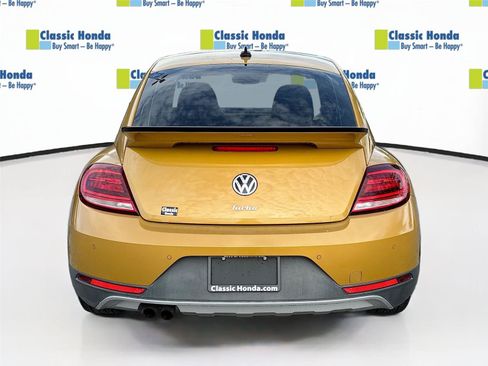 Used 2017 Volkswagen Beetle 1.8T Dune FWD image 7