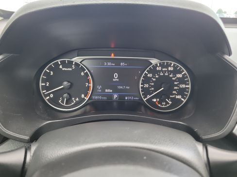 Used 2024 Nissan Altima 2.5 SV FWD image 30