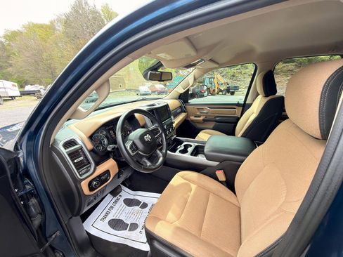 Used 2019 RAM 1500 Big Horn AWD/4WD image 9