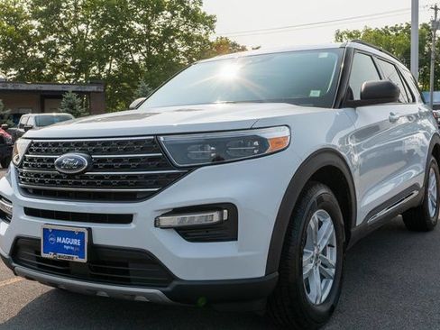 Used 2020 Ford Explorer XLT w/ Equipment Group 202A AWD/4WD image 2