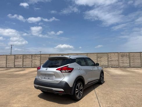 Certified 2020 Nissan Kicks SR FWD image 21