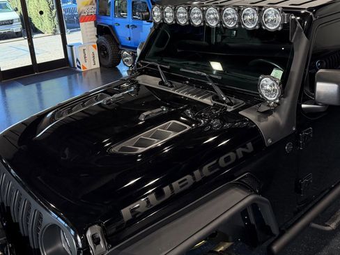 Used 2022 Jeep Gladiator Rubicon image 5