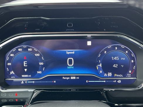 Used 2024 Chevrolet Silverado 1500 LT image 30