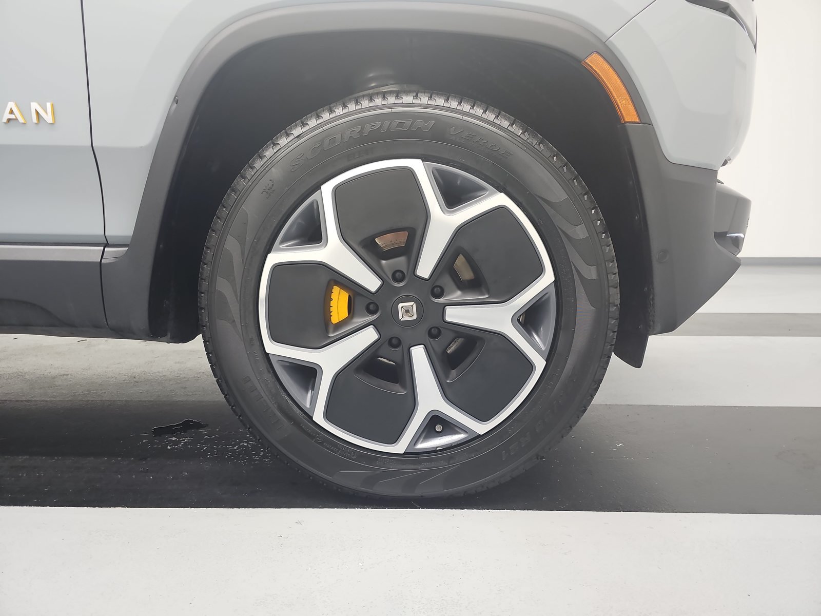 Used 2023 Rivian R1T Adventure Quad AWD/4WD image 11