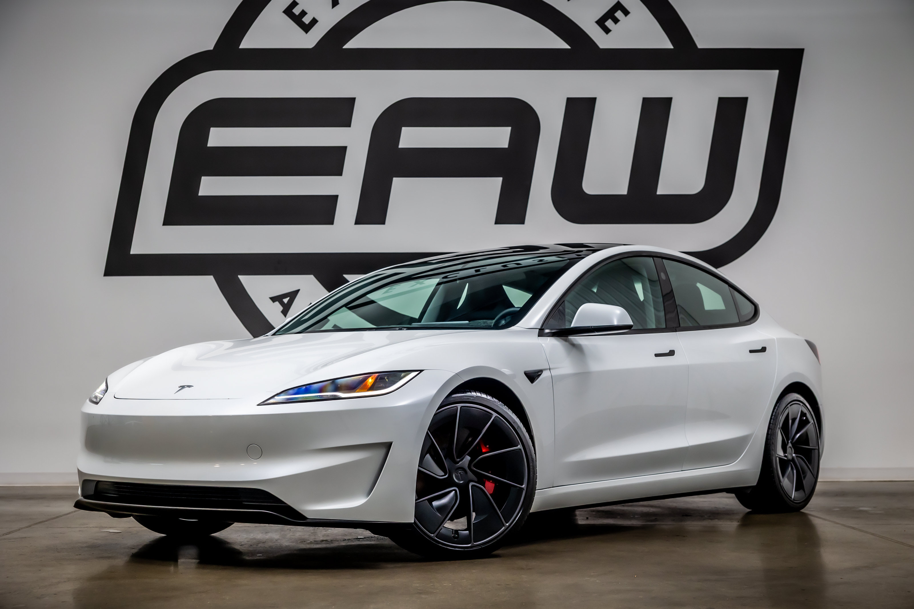 Used 2025 Tesla Model 3 Performance AWD/4WD image 1