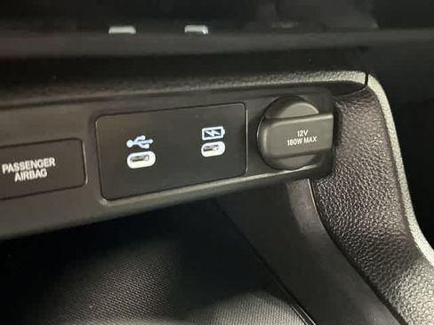 Used 2025 Honda Civic Sport image 25