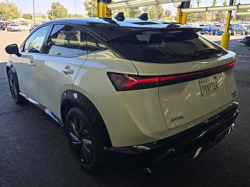 Used 2023 Nissan Ariya AWD/4WD image 4