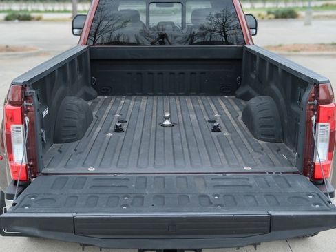 Used 2017 Ford F350 Lariat w/ Lariat Ultimate Package image 32