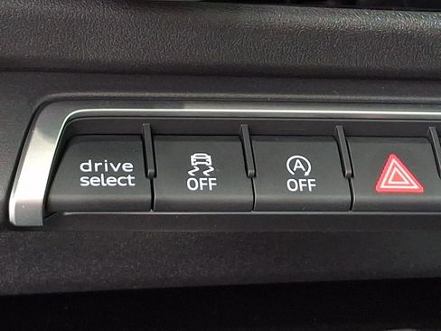 New 2026 Audi Q3 quattro 2.0T AWD/4WD image 21